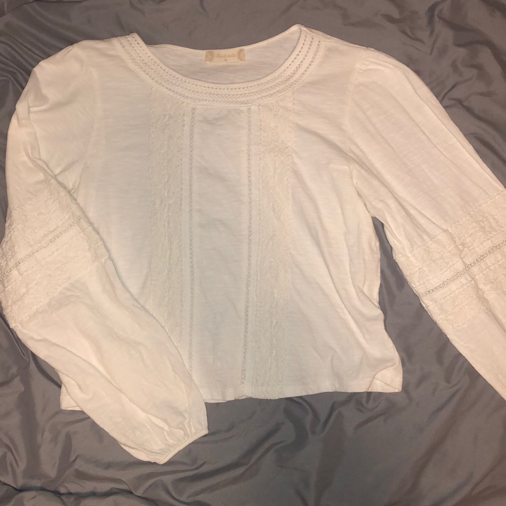 Cute white top